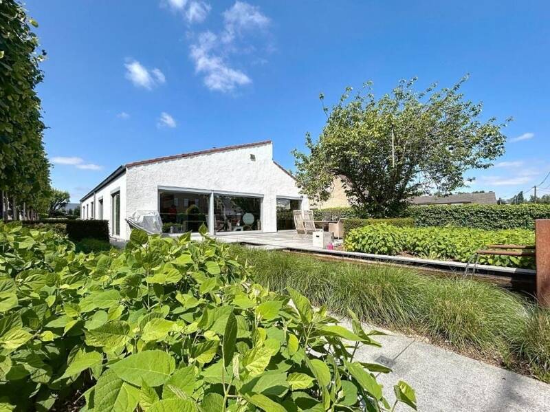 Huis te koop in Waregem 8790 574000.00€ 3 slaapkamers 249.00m² - Zoekertje 496314