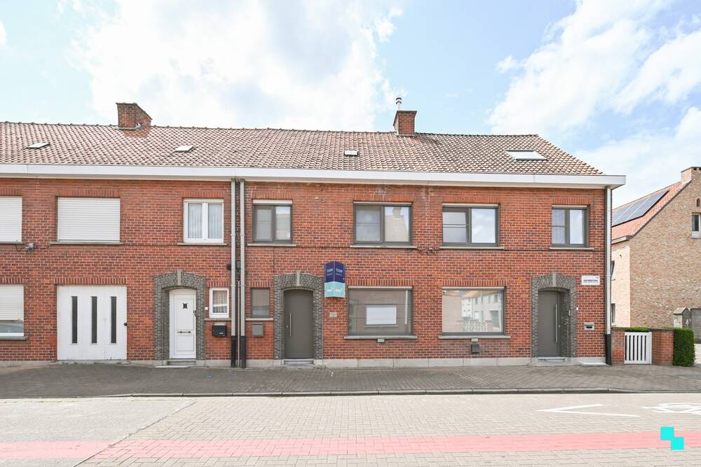 Huis te koop in Ingelmunster 8770 210000.00€ 3 slaapkamers 200.00m² - Zoekertje 496317