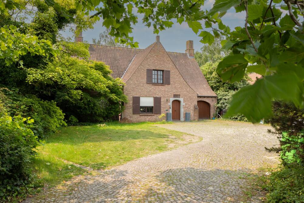 Huis te koop in Roeselare 8800 545000.00€ 4 slaapkamers 310.00m² - Zoekertje 496391