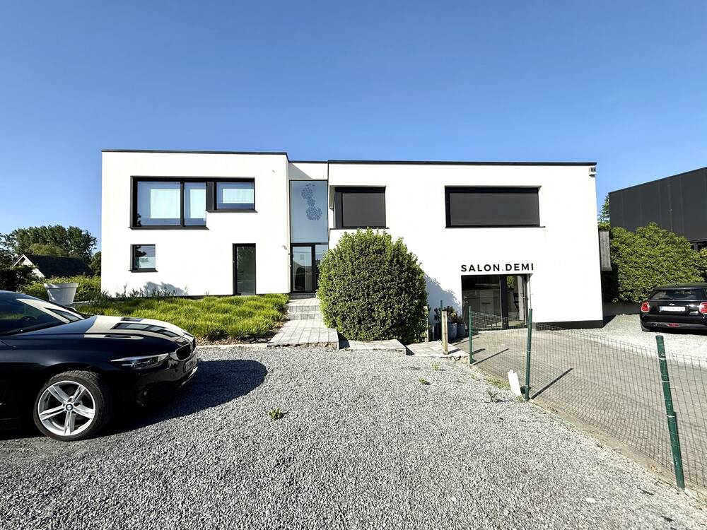 Huis te koop in Anzegem 8570 715000.00€ 3 slaapkamers 350.00m² - Zoekertje 496079