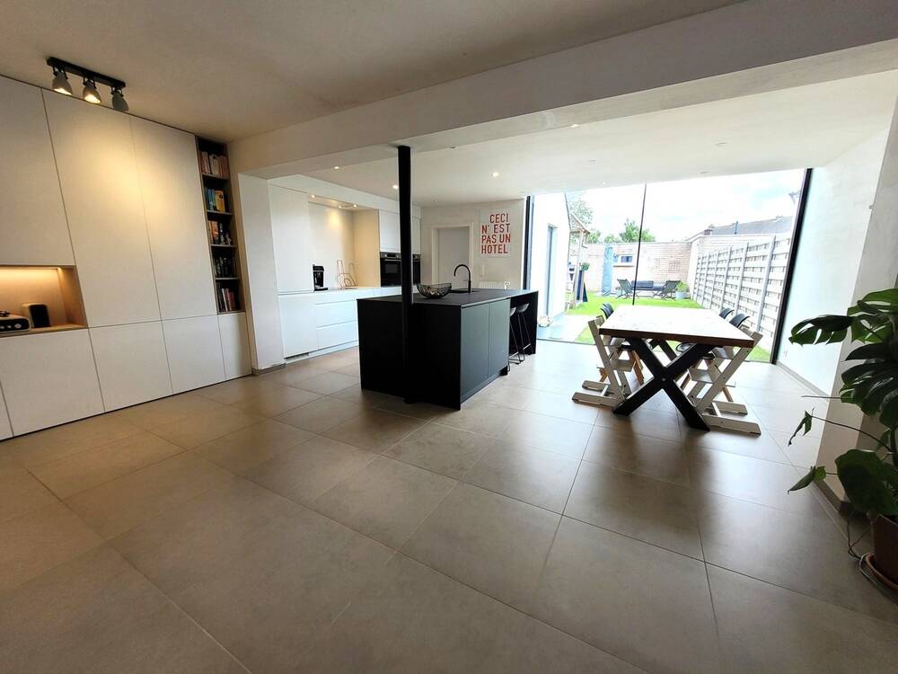 Huis te in Zedelgem 8210 345000.00€ 3 slaapkamers 155.00m² - Zoekertje 495203