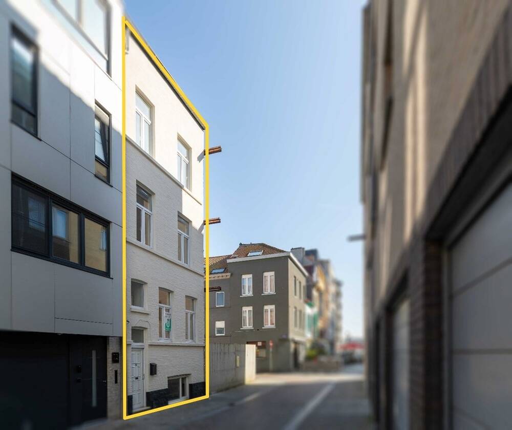 Huis te koop in Oostende 8400 295000.00€ 2 slaapkamers 136.00m² - Zoekertje 495484