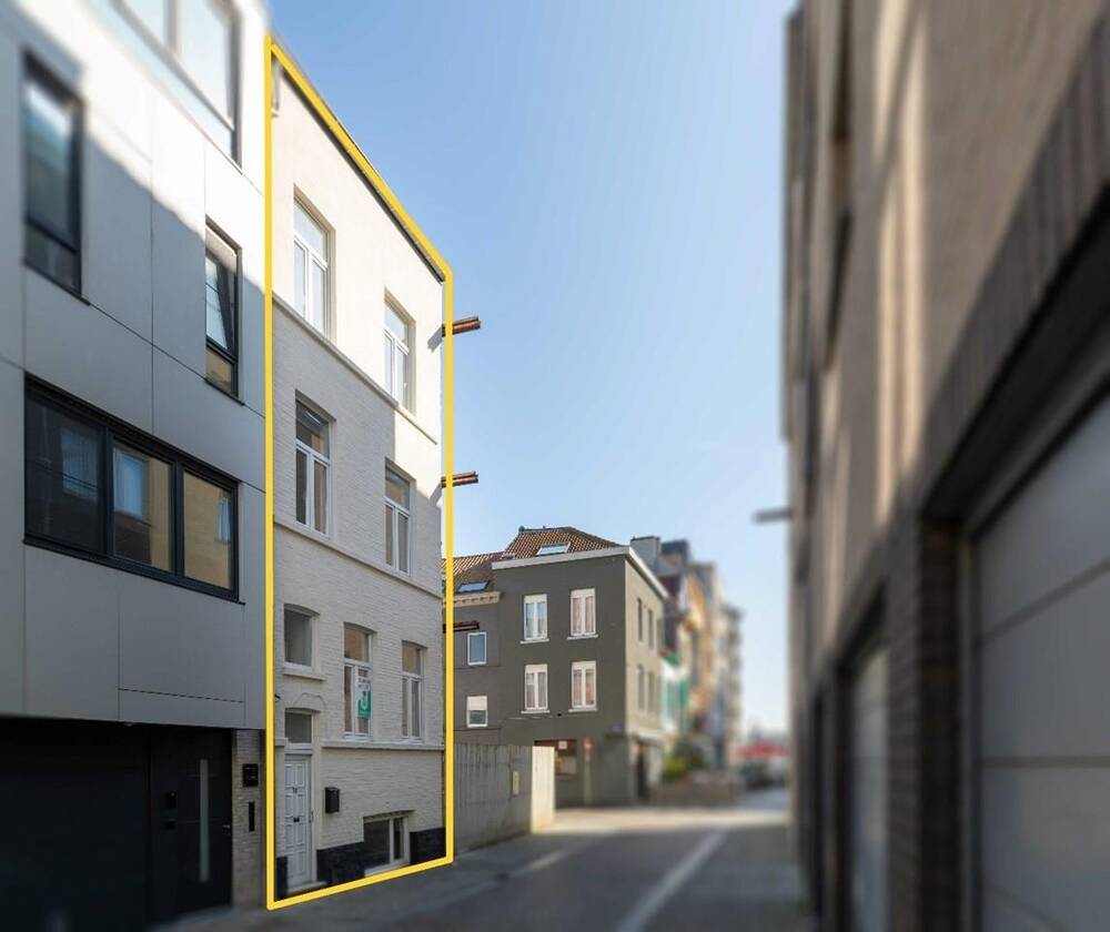 Appartementsgebouw te in Oostende 8400 295000.00€ 2 slaapkamers 136.00m² - Zoekertje 495484