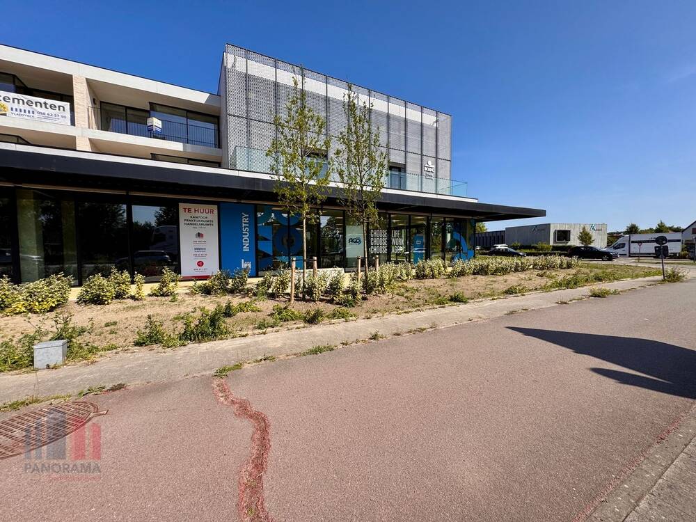 Handelszaak te huur in Veurne 8630 4980.00€ slaapkamers 498.00m² - Zoekertje 495098