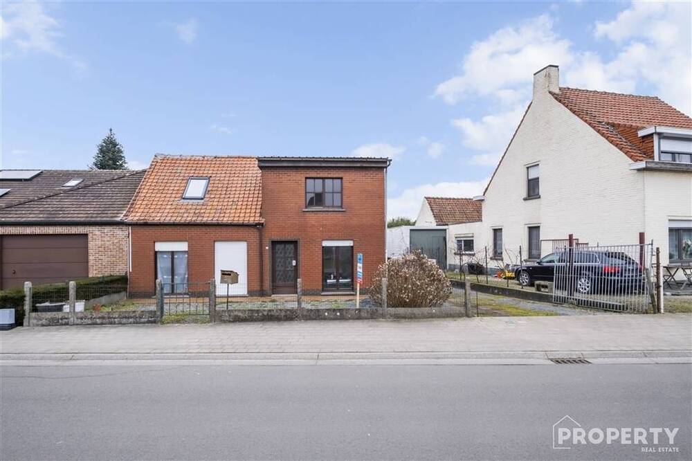 Huis te koop in Oostrozebeke 8780 259900.00€ 4 slaapkamers 144.00m² - Zoekertje 495139