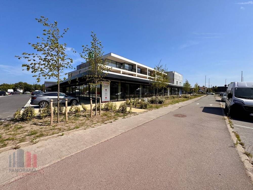 Handelszaak te huur in Veurne 8630 6580.00€ slaapkamers 651.00m² - Zoekertje 495095
