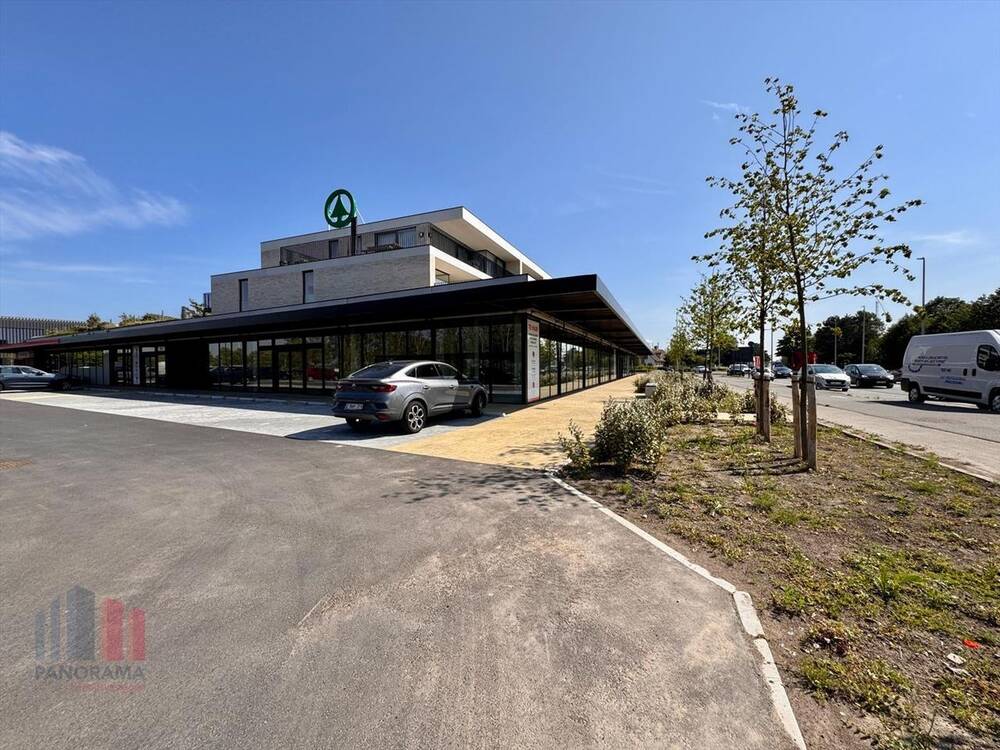 Handelszaak te huur in Veurne 8630 5330.00€ slaapkamers 533.00m² - Zoekertje 495100