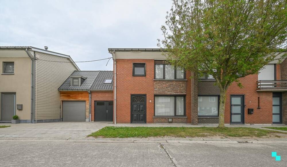 Huis te koop in Izegem 8870 220000.00€ 4 slaapkamers 133.00m² - Zoekertje 493896