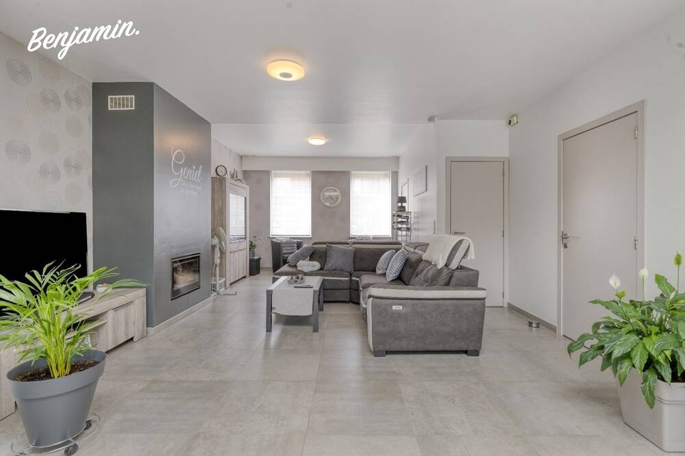 Huis te koop in Menen 8930 289000.00€ 3 slaapkamers 148.00m² - Zoekertje 493834