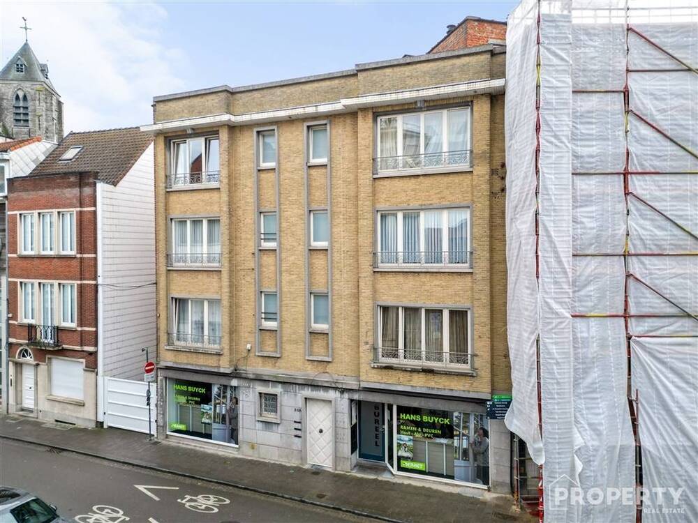 Appartementsgebouw te koop in Kortrijk 8500 675000.00€ 6 slaapkamers 85.00m² - Zoekertje 494072