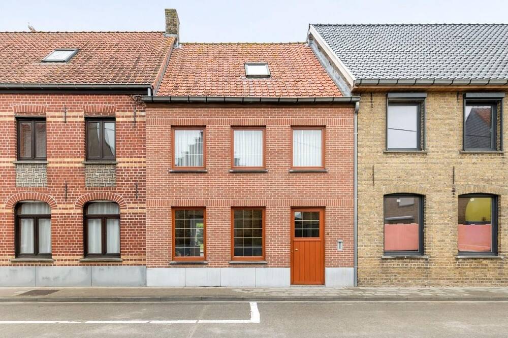 Huis te koop in Diksmuide 8600 260000.00€ 2 slaapkamers 174.00m² - Zoekertje 494180
