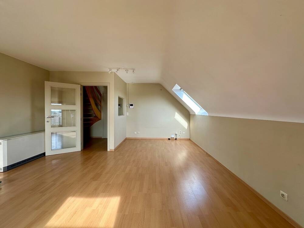 Appartement te  koop in Aartrijke 8211 175000.00€ 2 slaapkamers 98.00m² - Zoekertje 493824
