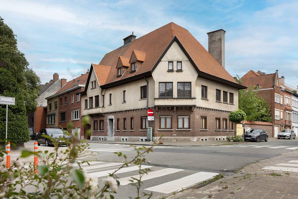 Huis te koop in Kortrijk 8500 915000.00€ 5 slaapkamers 400.00m² - Zoekertje 494060