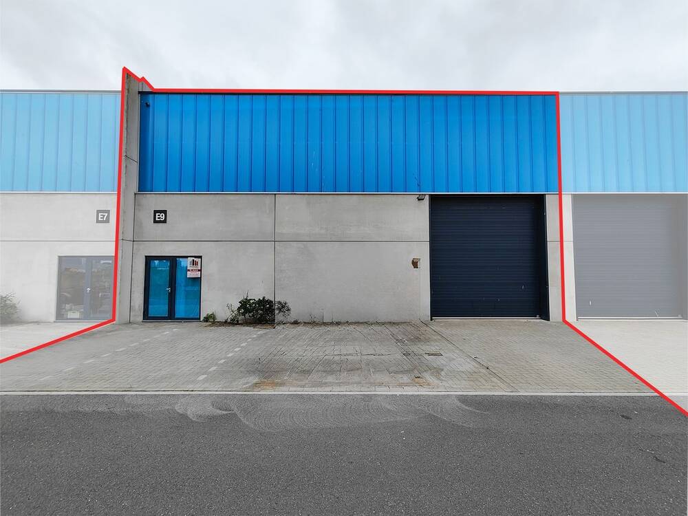 Handelszaak te  huur in Oostende 8400 2000.00€  slaapkamers 573.00m² - Zoekertje 493988
