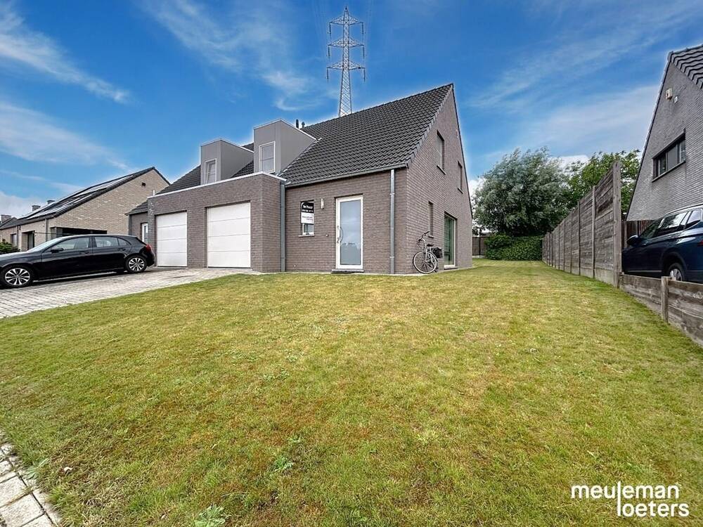 Huis te huur in Rumbeke 8800 995.00€ 3 slaapkamers m² - Zoekertje 494255