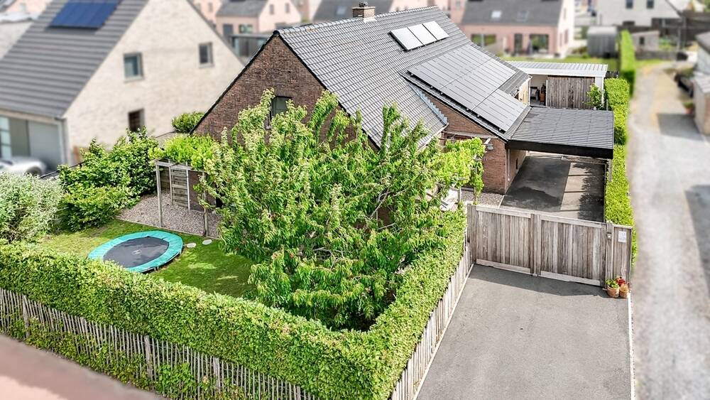 Huis te koop in Lichtervelde 8810 525000.00€ 6 slaapkamers m² - Zoekertje 505704