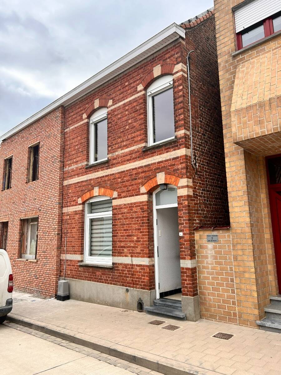 Huis te  koop in Heuvelland 8950 165000.00€ 2 slaapkamers 158.00m² - Zoekertje 505795