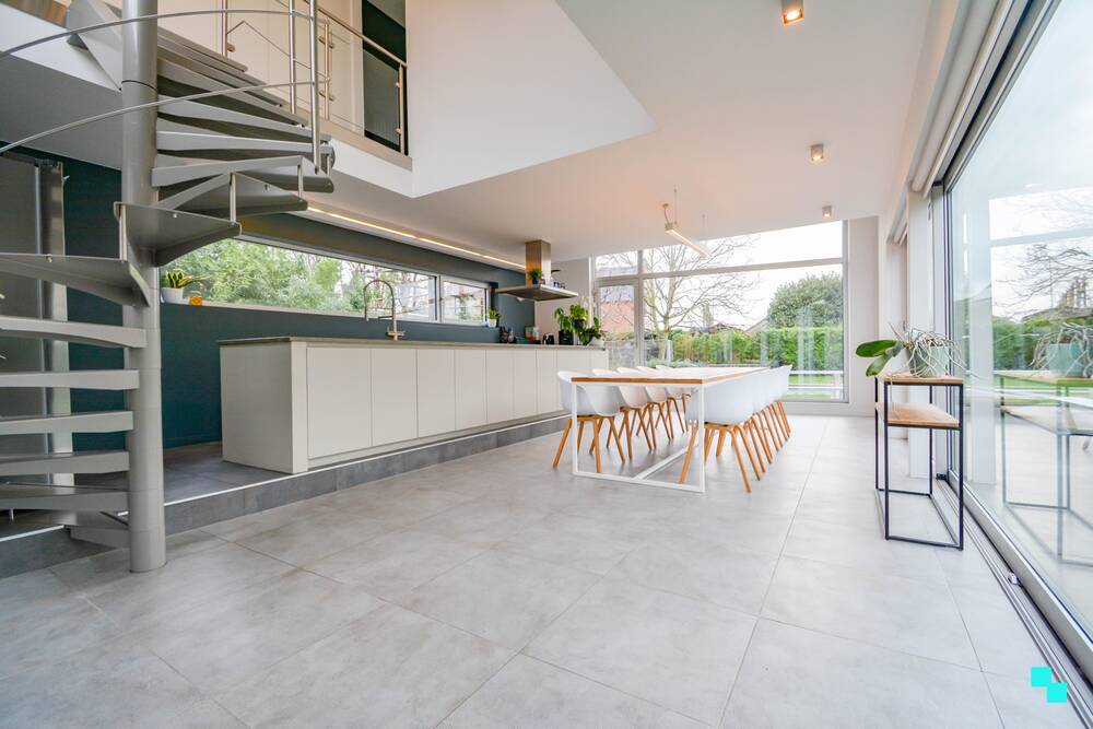 Huis te koop in Izegem 8870 599000.00€ 4 slaapkamers 242.00m² - Zoekertje 505585