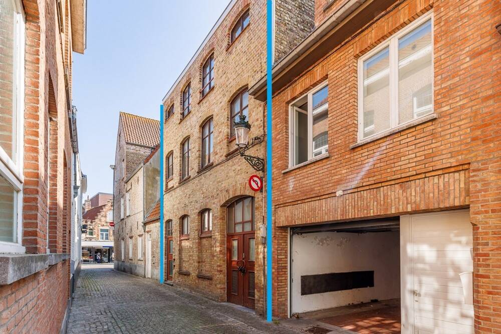 Huis te  koop in Brugge 8000 325000.00€ 2 slaapkamers m² - Zoekertje 506101