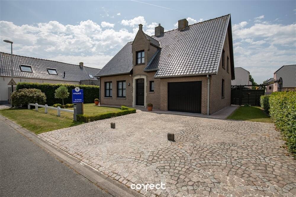 Huis te in Gistel 8470 349000.00€ 4 slaapkamers m² - Zoekertje 507225