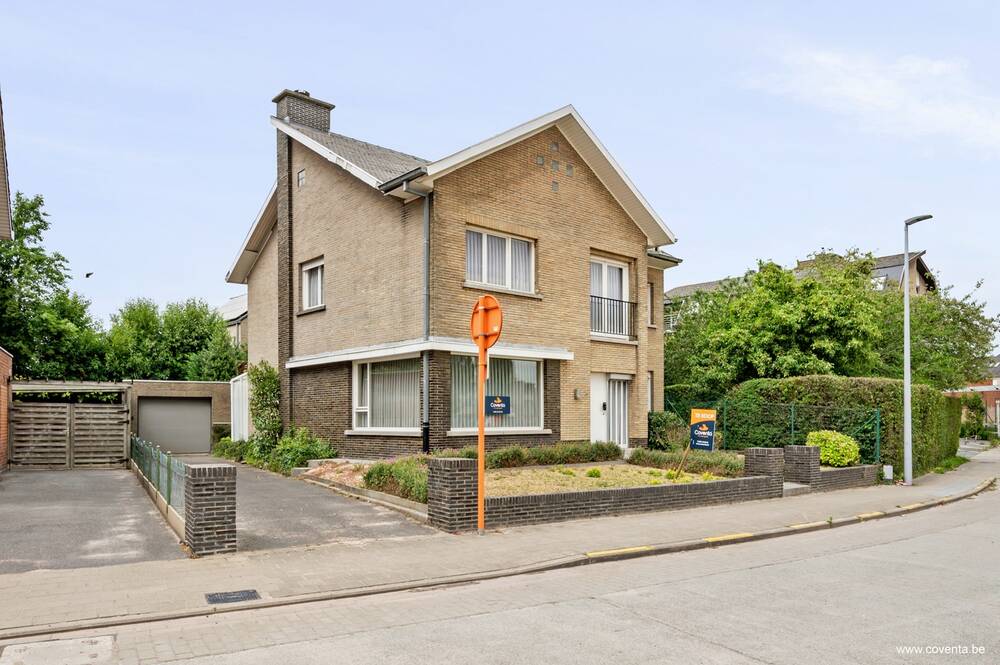 Huis te in Roeselare 8800 295000.00€ 5 slaapkamers 277.00m² - Zoekertje 506250
