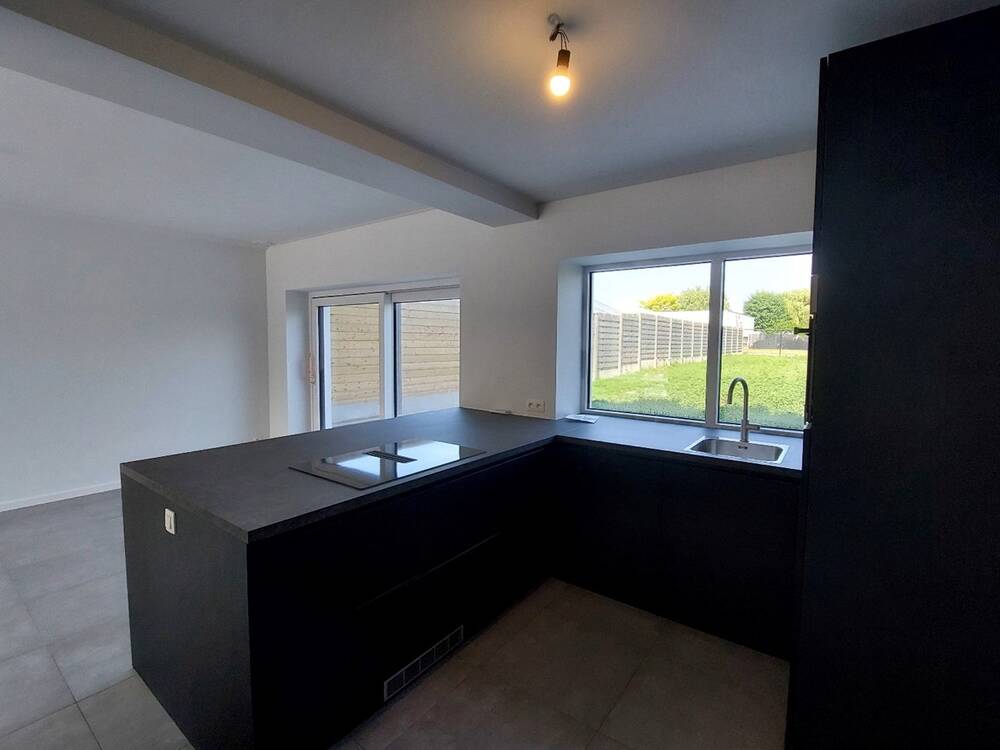 Huis te huur in Bavikhove 8531 1200.00€ slaapkamers m² - Zoekertje 506097