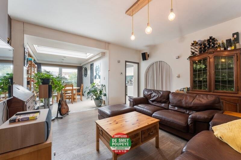 Huis te  koop in Brugge 8000 349000.00€ 4 slaapkamers 191.00m² - Zoekertje 507472