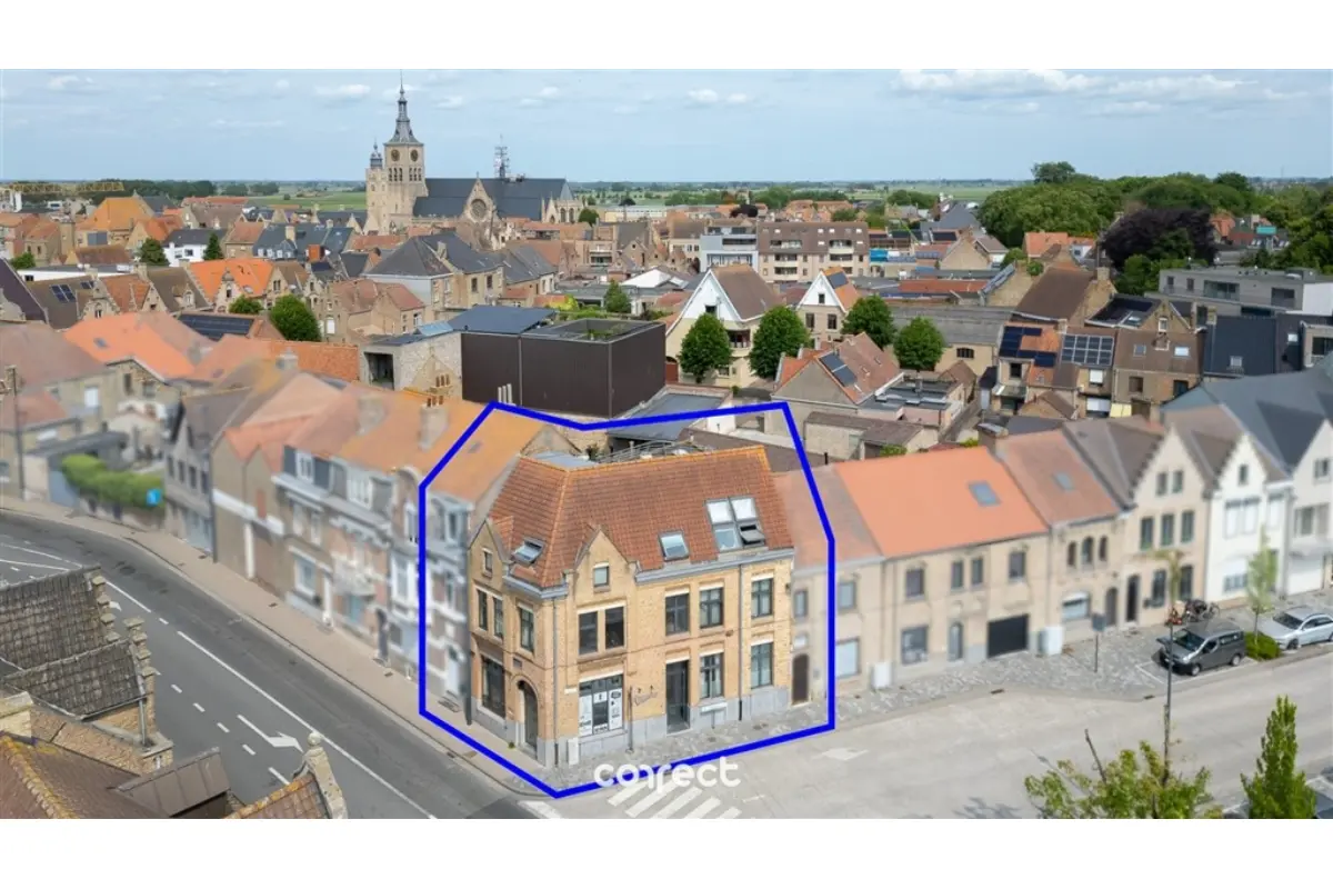 Appartementsgebouw te  koop in Diksmuide 8600 649000.00€ 5 slaapkamers m² - Zoekertje 506323
