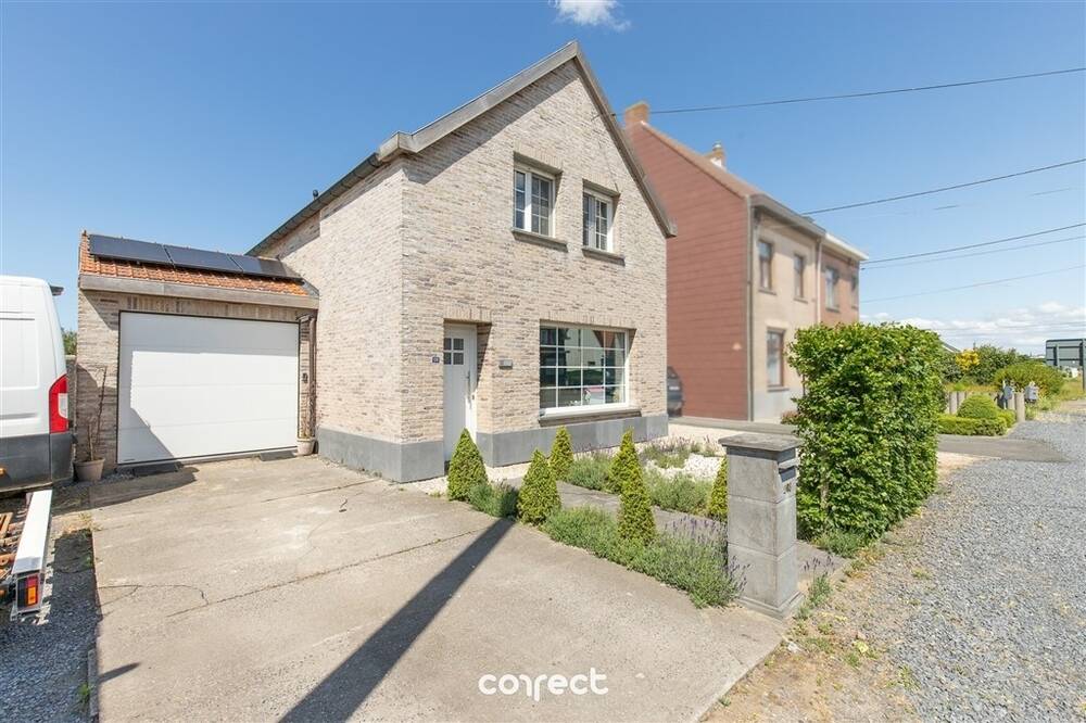 Huis te in Lichtervelde 8810 345000.00€ 3 slaapkamers 203.00m² - Zoekertje 508348