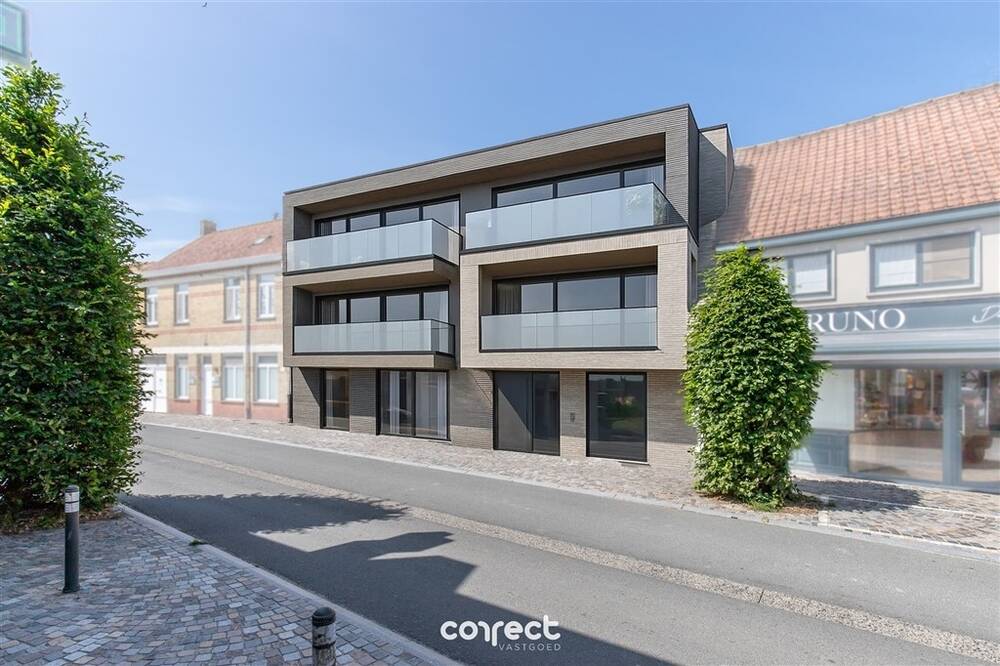 Grond te  koop in Leffinge 8432 349000.00€  slaapkamers m² - Zoekertje 508346