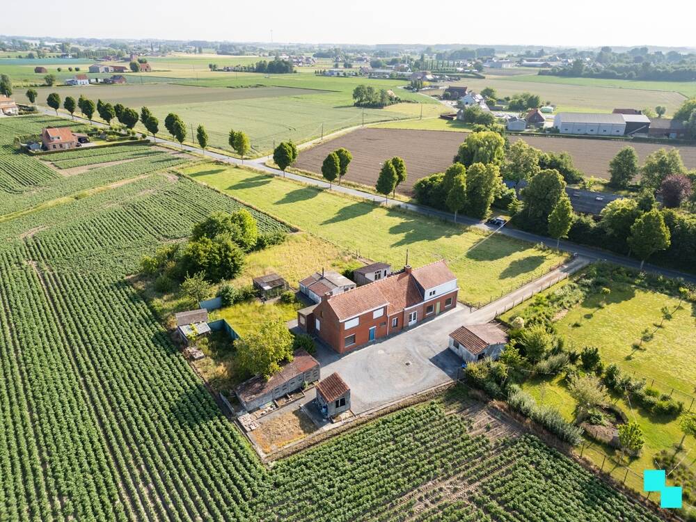 Grond te  koop in Izegem 8870 450000.00€  slaapkamers m² - Zoekertje 507790