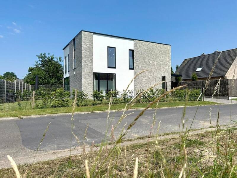 Huis te koop in Houthulst 8650 449000.00€ 3 slaapkamers 176.00m² - Zoekertje 509031
