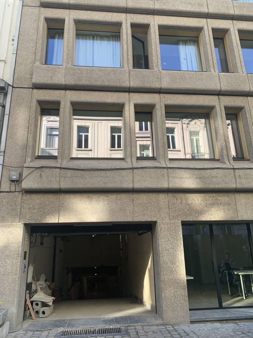 Box te in Brussel 1000 45000.00€ slaapkamers m² - Zoekertje 508993