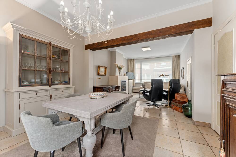 Huis te koop in Tielt 8700 378000.00€ 4 slaapkamers 293.00m² - Zoekertje 511642