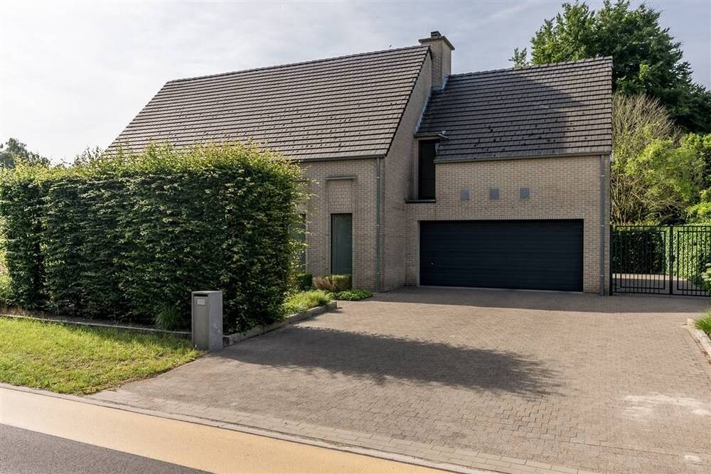 Huis te koop in Dentergem 8720 690000.00€ 4 slaapkamers 320.00m² - Zoekertje 511769