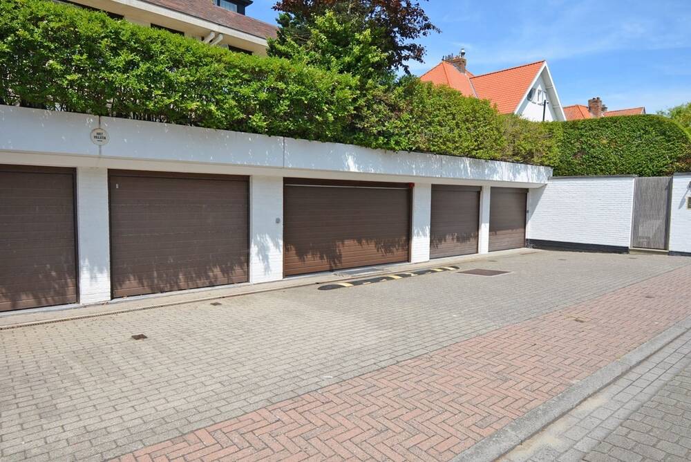 Parking & garage te huur in Knokke-Heist 8300 2750.00€ slaapkamers m² - Zoekertje 511111