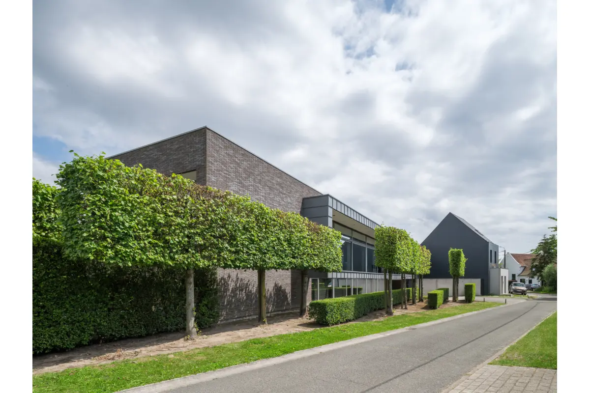 Huis te  koop in Kuurne 8520 1150000.00€ 4 slaapkamers 450.00m² - Zoekertje 511416