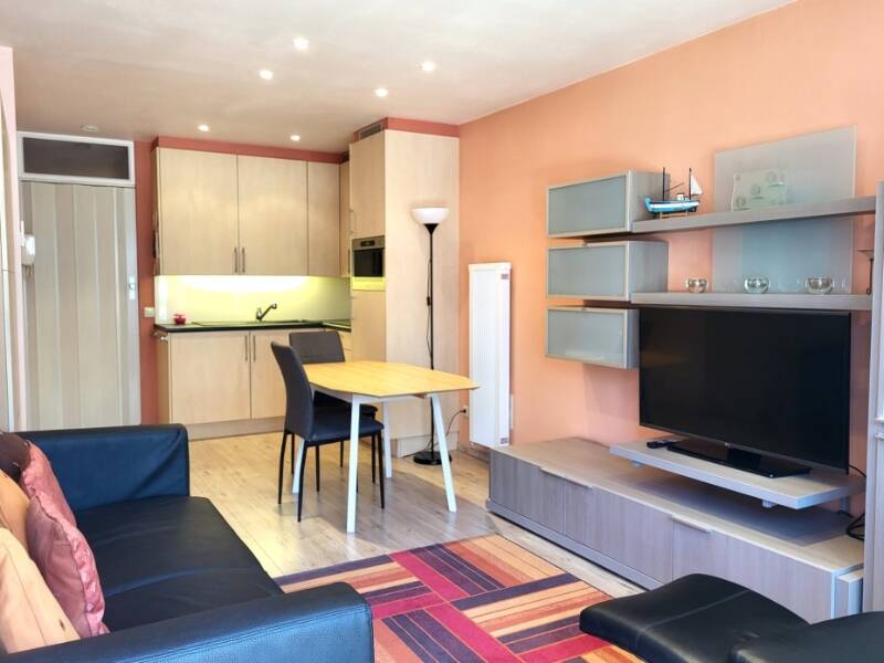 Appartement te  koop in Oostduinkerke 8670 179000.00€  slaapkamers 32.00m² - Zoekertje 512149