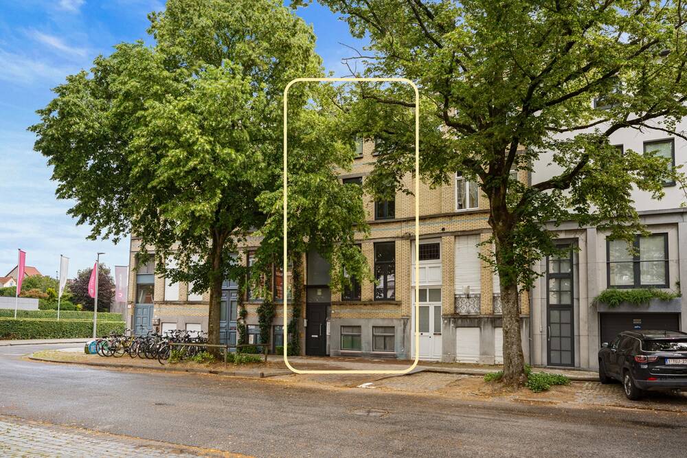 Appartementsgebouw te koop in Kortrijk 8500 960000.00€ 9 slaapkamers 218.00m² - Zoekertje 512389