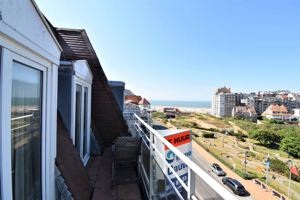 Appartement te  huur in Heist-aan-Zee 8301 1600.00€ 4 slaapkamers 145.00m² - Zoekertje 512178