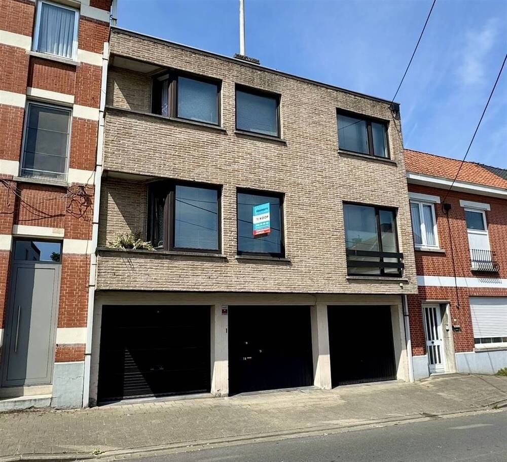 Huis te  koop in Rumbeke 8800 220000.00€ 2 slaapkamers 156.00m² - Zoekertje 512098