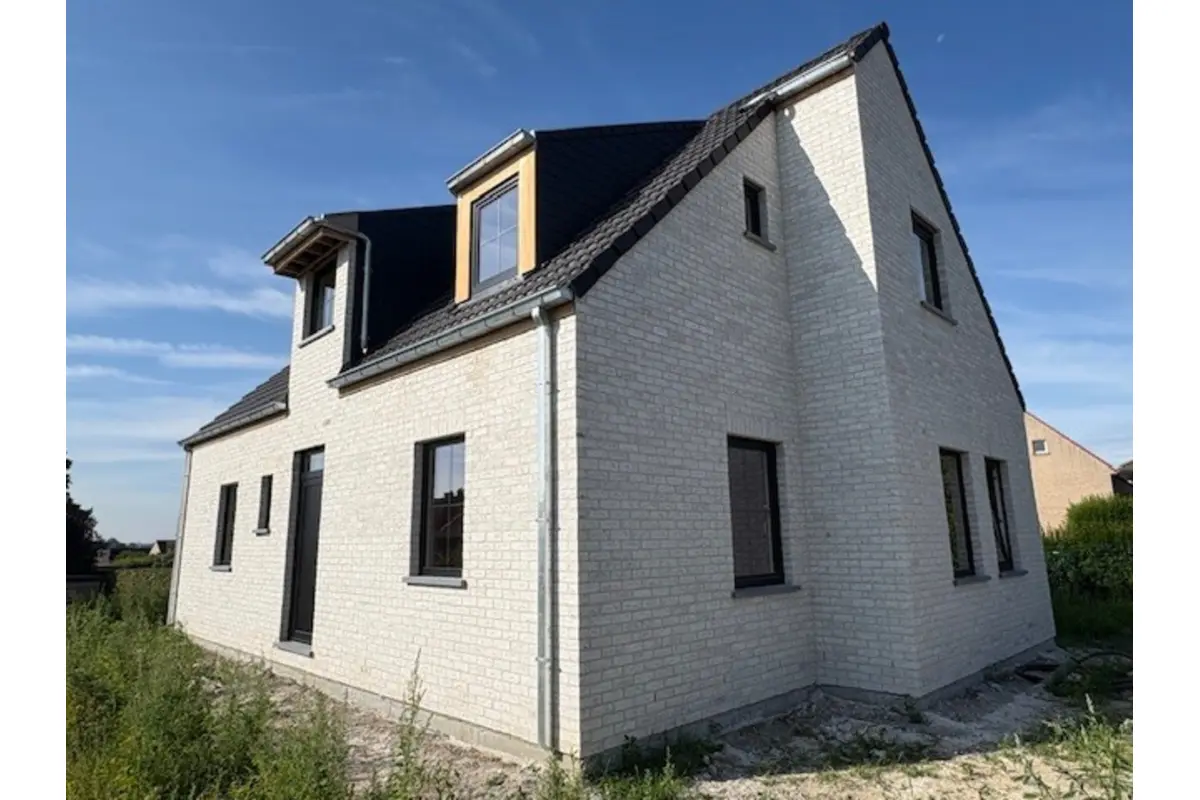 Huis te  koop in Ruddervoorde 8020 404000.00€ 3 slaapkamers m² - Zoekertje 512724