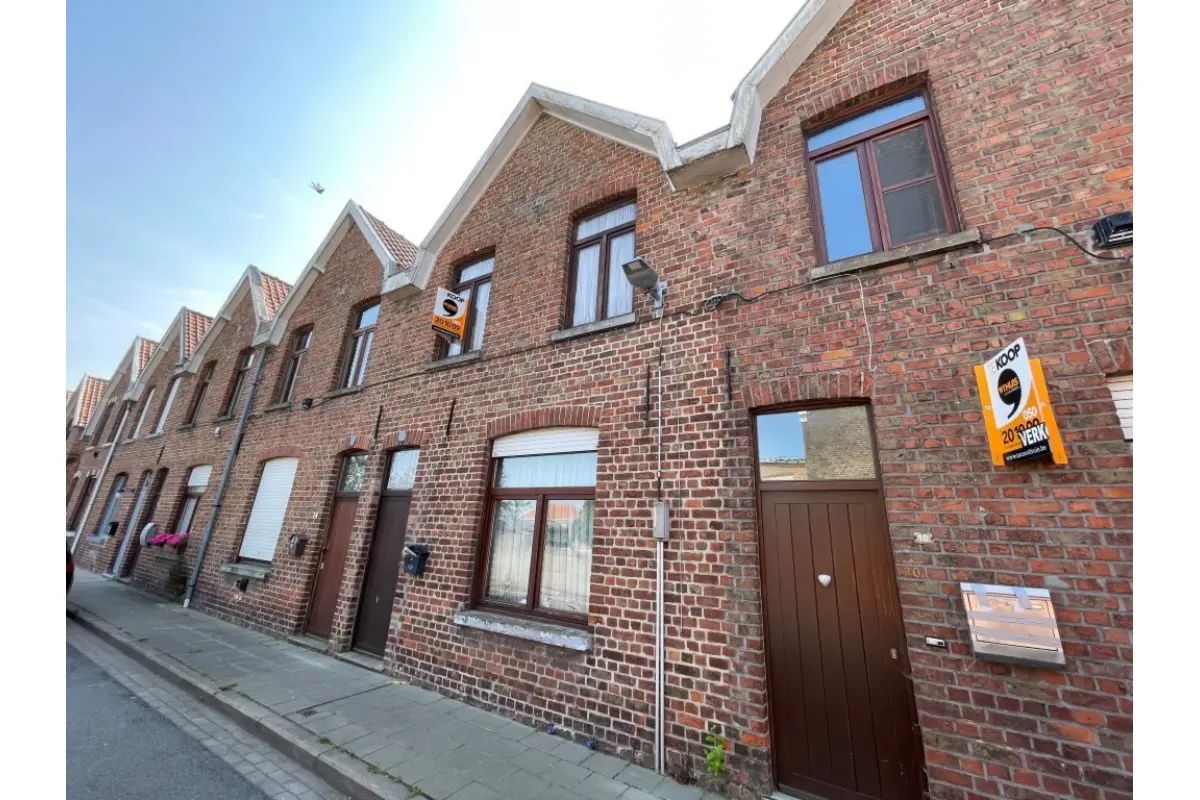 Huis te  koop in Oostkamp 8020 189000.00€ 3 slaapkamers m² - Zoekertje 514116