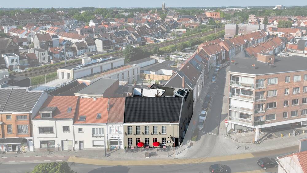 Handelszaak te  koop in Kortrijk 8500 675000.00€  slaapkamers 466.00m² - Zoekertje 514499