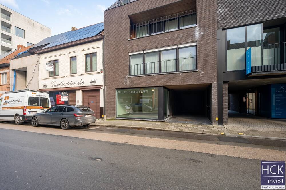 Handelszaak te huur in Waregem 8790 600.00€ slaapkamers 32.00m² - Zoekertje 514232
