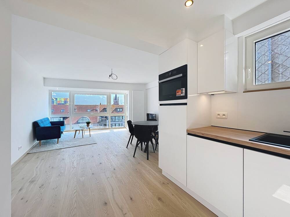 Appartement te koop in Heist-aan-Zee 8301 275000.00€ 1 slaapkamers 53.00m² - Zoekertje 514278