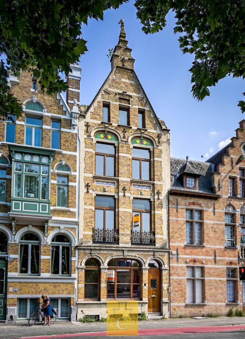 Huis te  koop in Brugge 8000 350000.00€ 2 slaapkamers m² - Zoekertje 514348