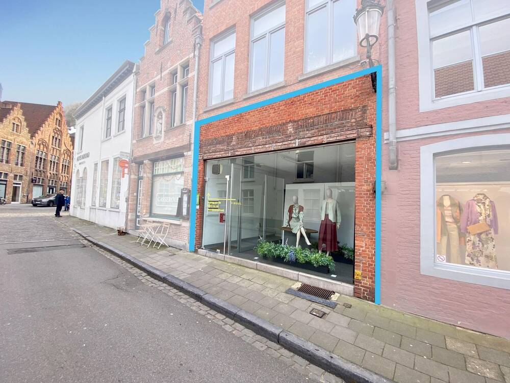 Handelszaak te  huur in Brugge 8000 950.00€  slaapkamers 35.00m² - Zoekertje 516430