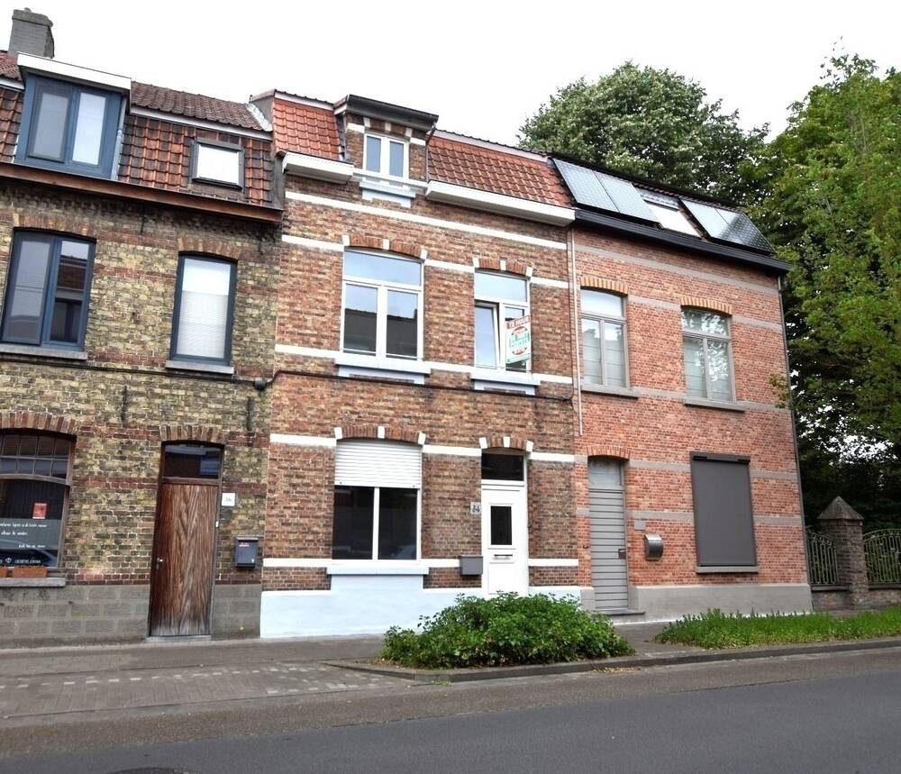 Huis te huur in Assebroek 8310 1025.00€ 3 slaapkamers 165.00m² - Zoekertje 517873