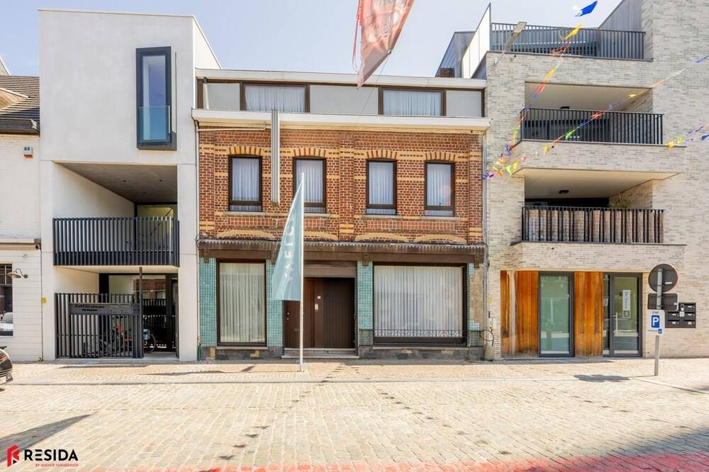 Huis te koop in Avelgem 8580 145000.00€ 3 slaapkamers 210.00m² - Zoekertje 517236